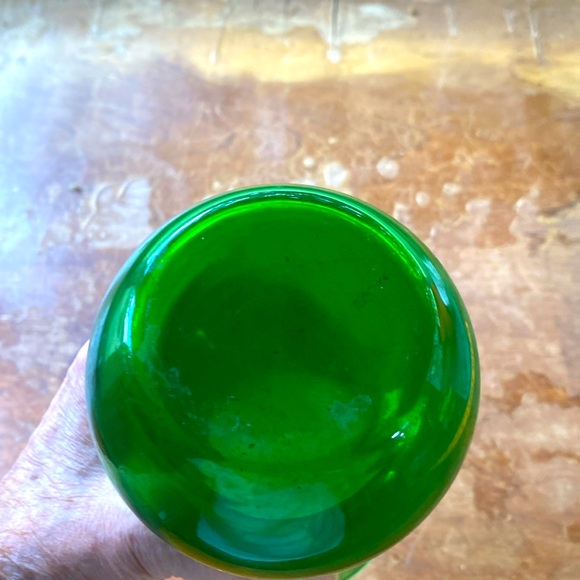 3/$15. Vintage green flower vase - Picture 3 of 3